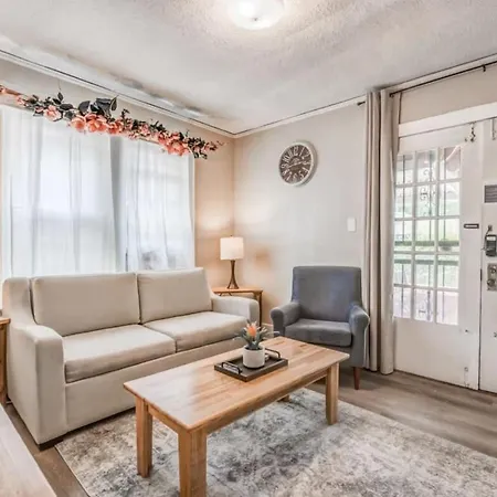 Near Shopping & Dining- Magic In Midtown- Unit B Apartment